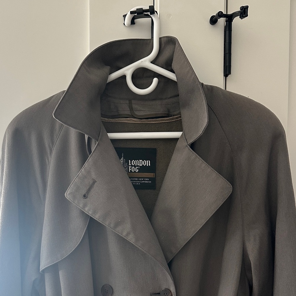 Vintage London Fog Trench Coat size 6